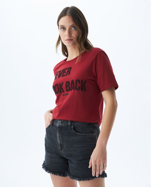 Camiseta Gráfica de Mujer, Manga Corta Cuello Redondo - Diseño Tipográfico Canutillos Bordados