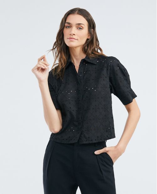 Camisa de Mujer, Tipo Crop, Silueta Recta Manga Corta Cuello Camisero - Ojalillo