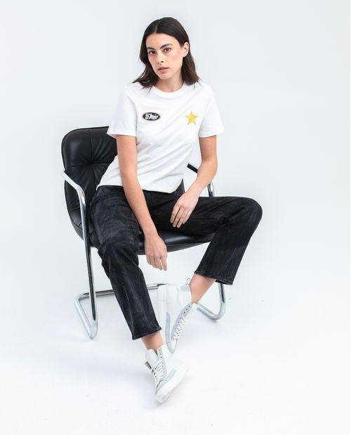 Camiseta Gráfica de Mujer, Silueta Semi Ajustada - Gráficos Chevignon Racing en Frente y Espalda
