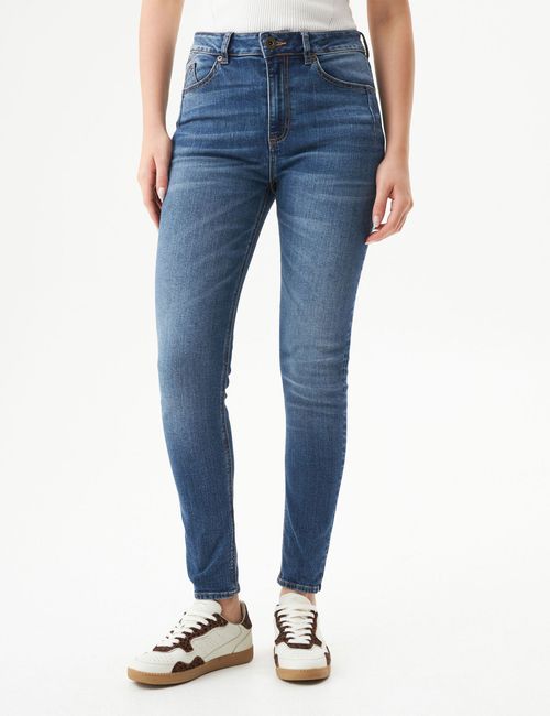 Jean Super High Rise Cosmo Para Mujer