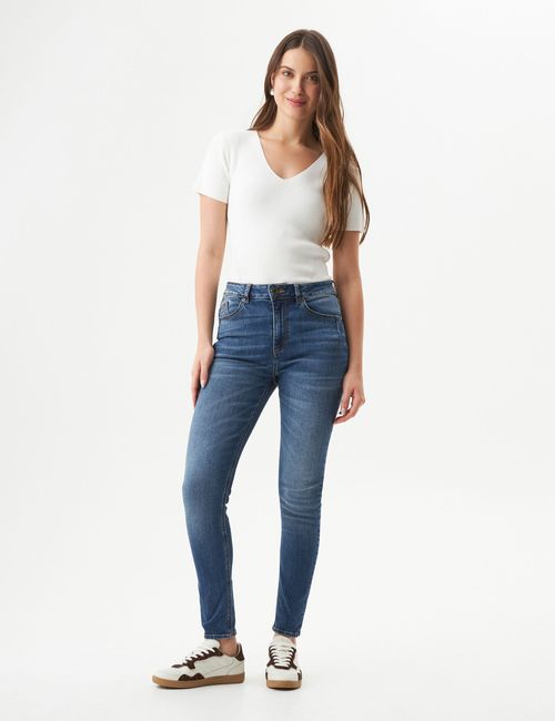 Jean Super High Rise Cosmo Para Mujer