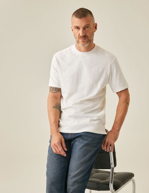 Camiseta Classic Fit Para Hombre