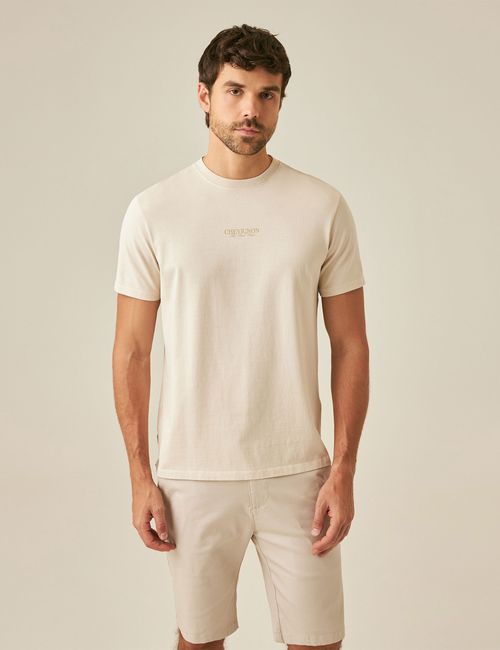 Camiseta Classic Fit Para Hombre