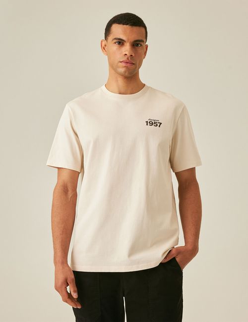 Camiseta Classic Fit Para Hombre