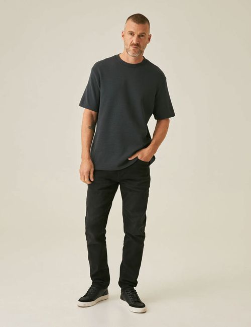 Camiseta Classic Fit Para Hombre