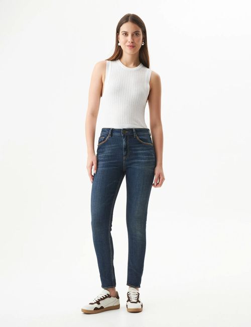 Jean Super High Rise Cosmo Para Mujer