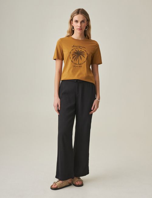 Camiseta Grafica Slim Fit Para Mujer